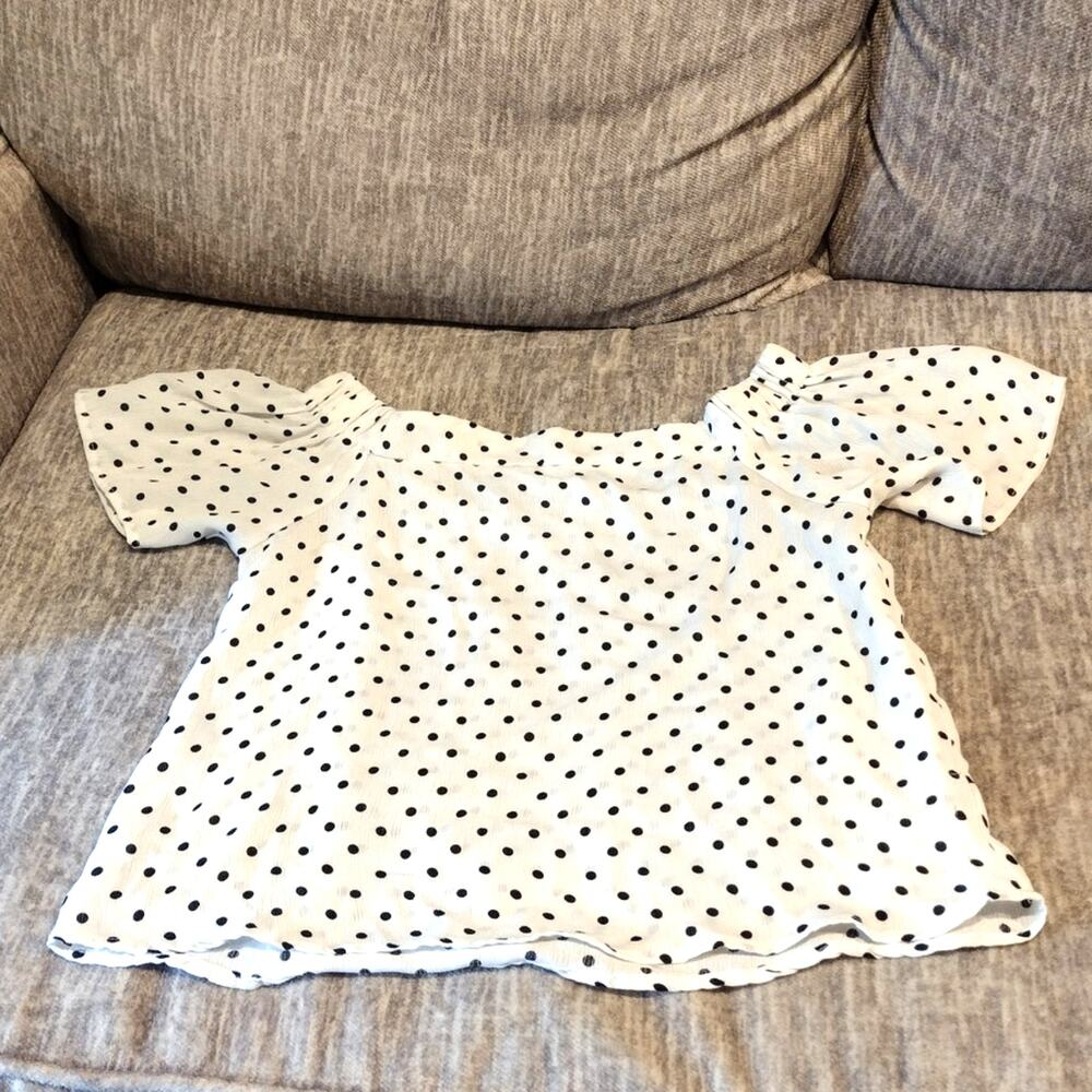 Active USA Off-Shoulder White Black Polka Dot Blouse Large Boho Casual Retro